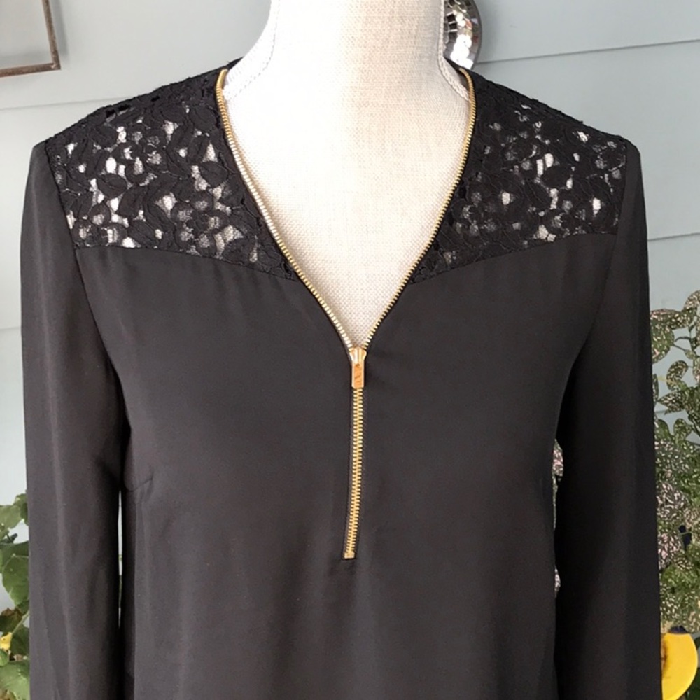 Blouse - Picture 2 of 6